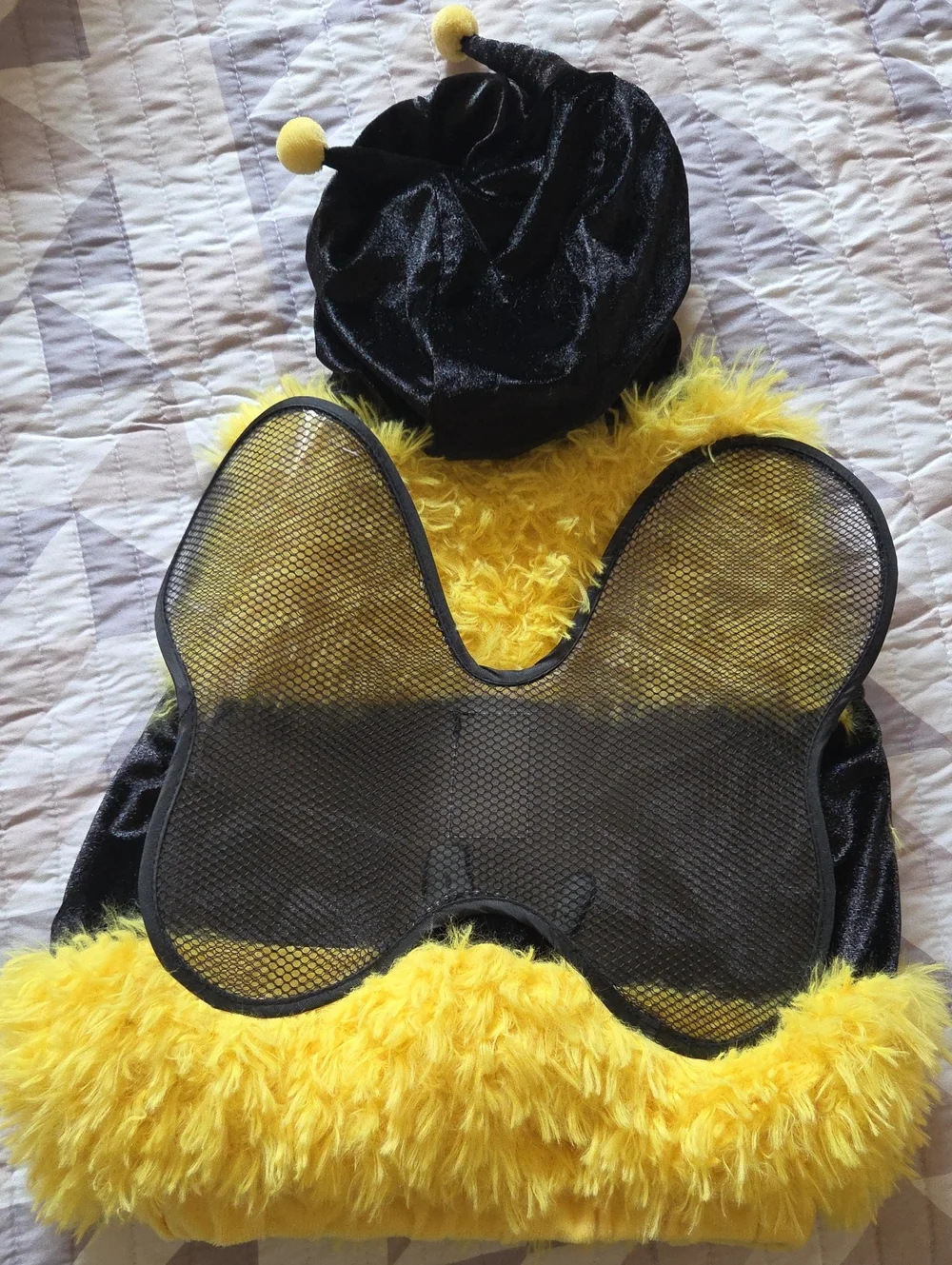 Target black yellow